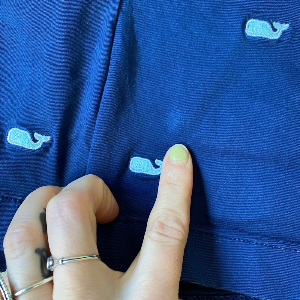 Vineyard Vines | Whale Embroidered Dayboat Shorts - Picture 6 of 11